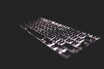 怎么给客户群发彩信？