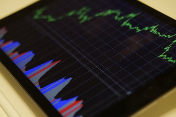 如何通过大赛短信通知提高参赛者参与度？